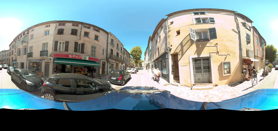 Vue du bâtiment ou de la rue de 17 Boulevard du General de Gaulle, 83780 Flayosc